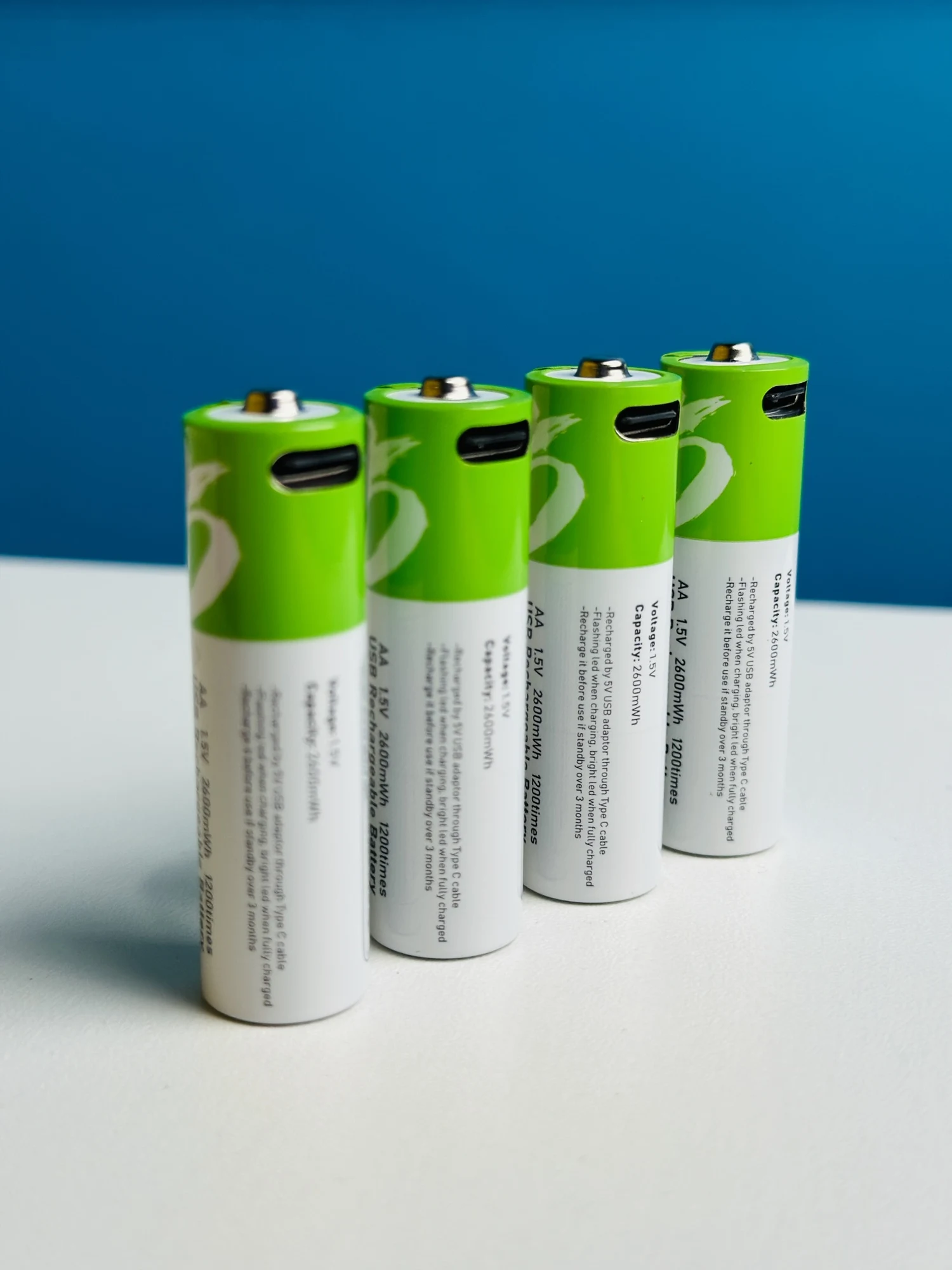 SmarToools RB40 AA USB-C Battery — 4 Pack - 32