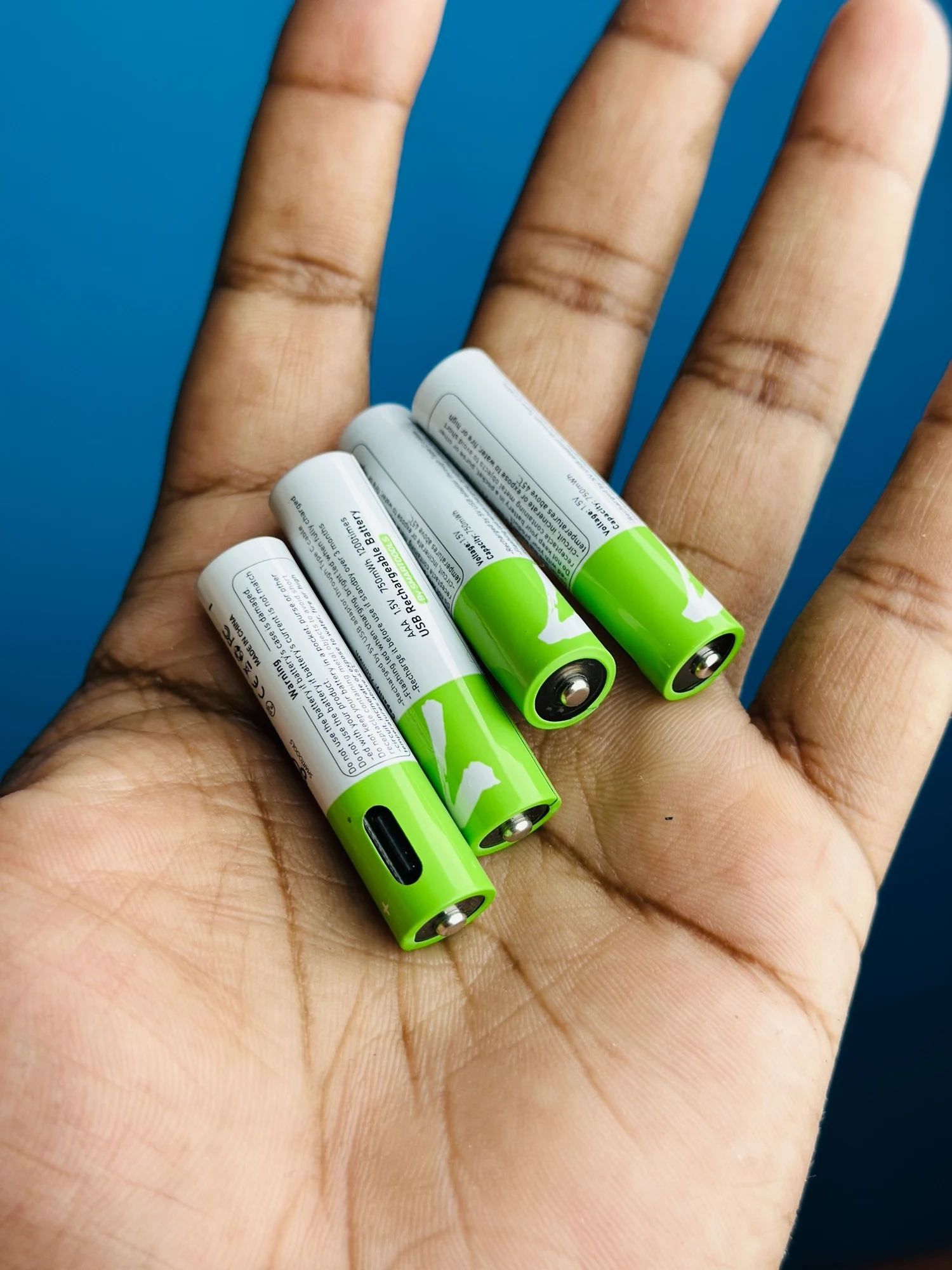SmarToools RB40 AA USB-C Battery — 4 Pack - 5