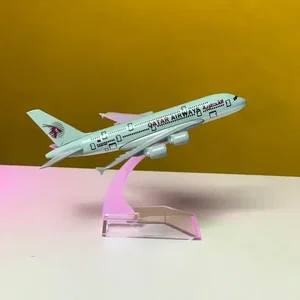 Qatar Boeing 747 Display Model 16cm